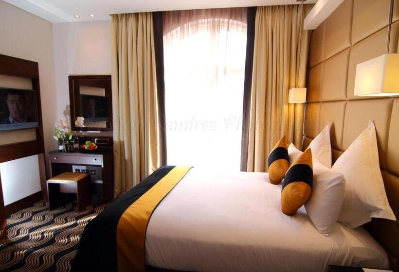 Номер Премиум, Montcalm Piccadilly Townhouse, London West End