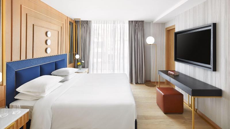 سوییت, Grand Hyatt Athens