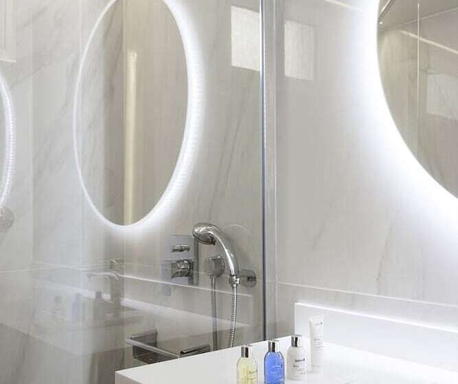 스탠다드 룸, Radisson Blu Park Hotel Athens