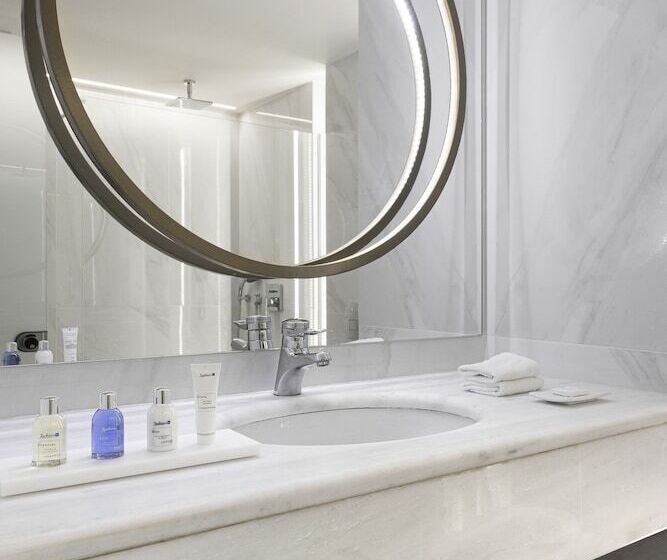 프리미엄 룸, Radisson Blu Park Hotel Athens