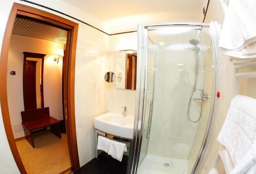 エコノミールーム, Locanda Al Castello Wellness Resort