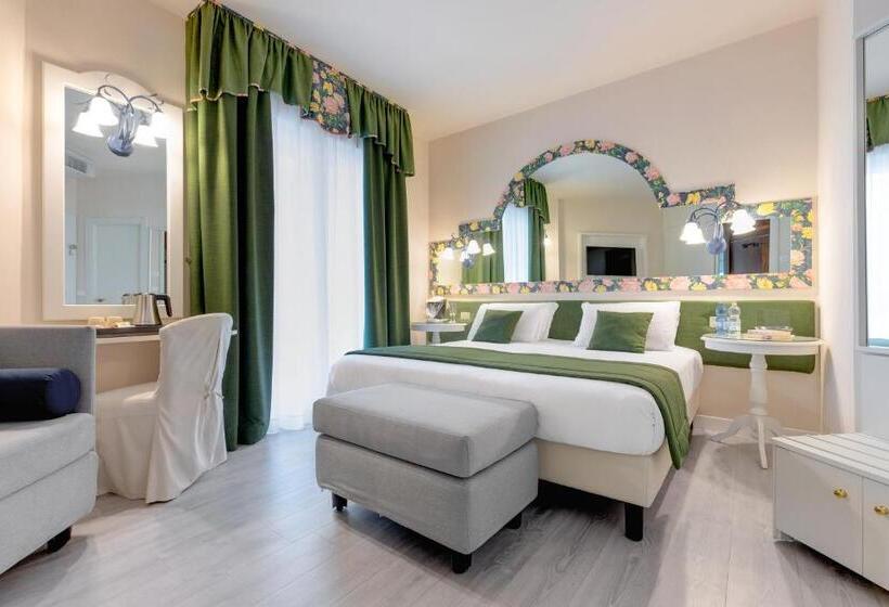Номер Стандартный с Видом, Cavalieri Palace