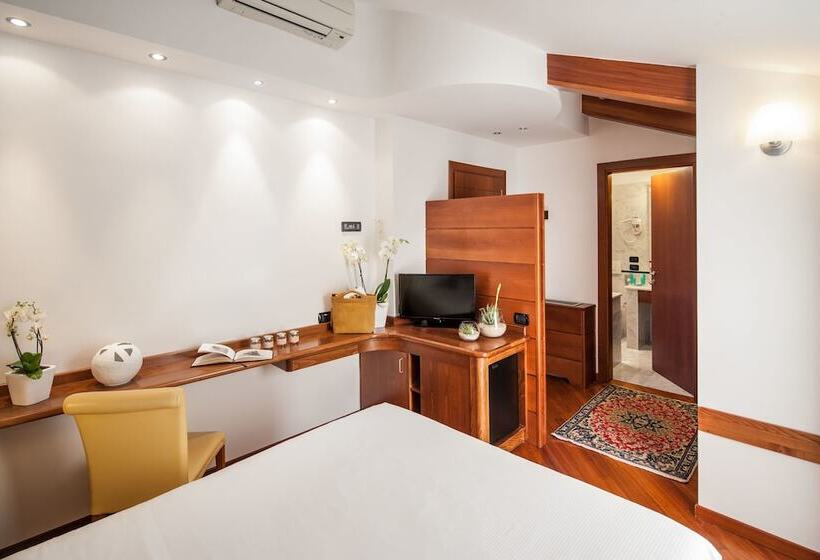 Номер Стандарт, Grand Hotel Diana Majestic