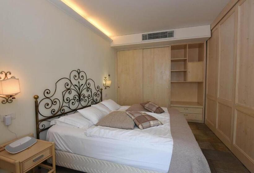 Полулюкс с Балконом, Relais Villa Porta
