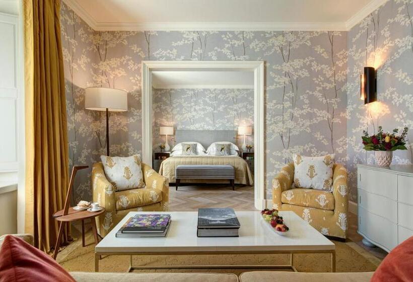 小型豪华套房, Rocco Forte Hotel Savoy
