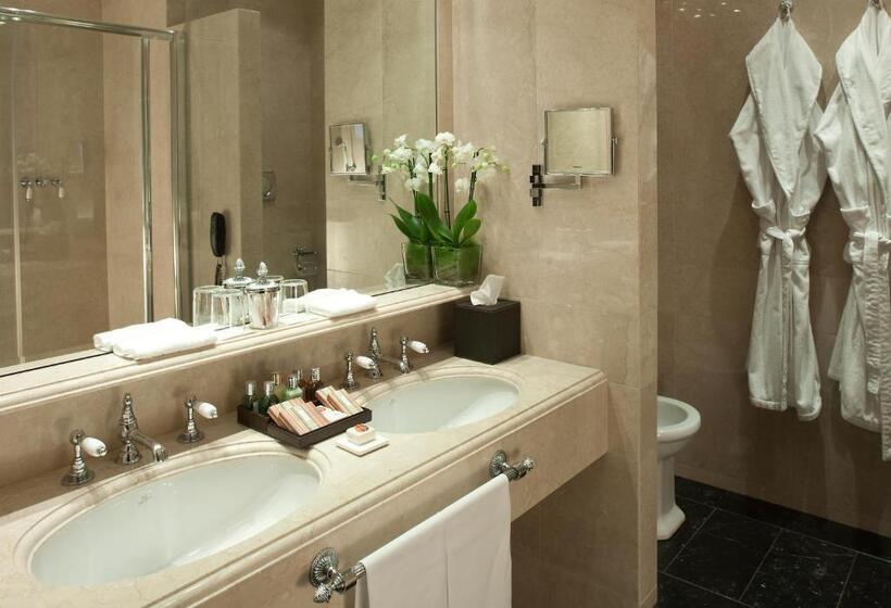 اتاق استاندارد, De La Ville Monza   Small Luxury Hotels Of The World