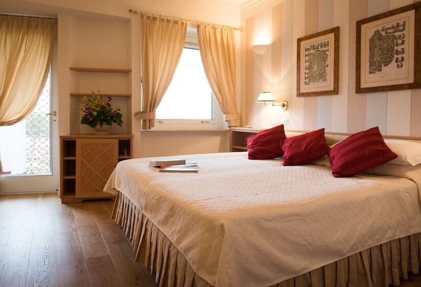 クラシックルーム, Gallia Palace Hotel   Relais & Châteaux