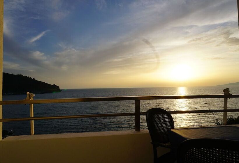 Triple Room Sea View, Lido Ficocella