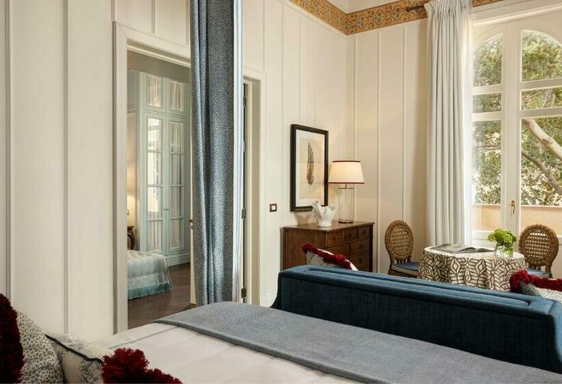 带大床的套房, Rocco Forte Villa Igiea