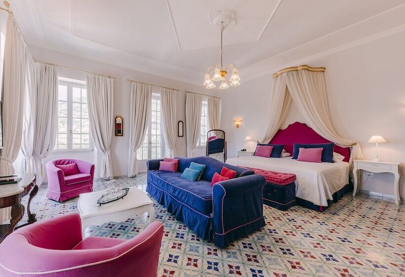 سوییت با چشم‌انداز دریا, Villa Maria