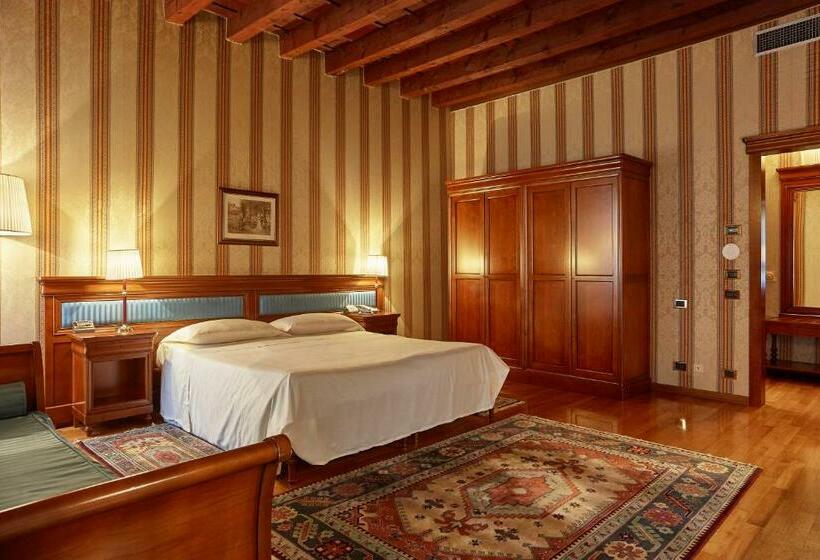 Семейный Номер, Villa Quaranta Tommasi Wine Hotel & Spa