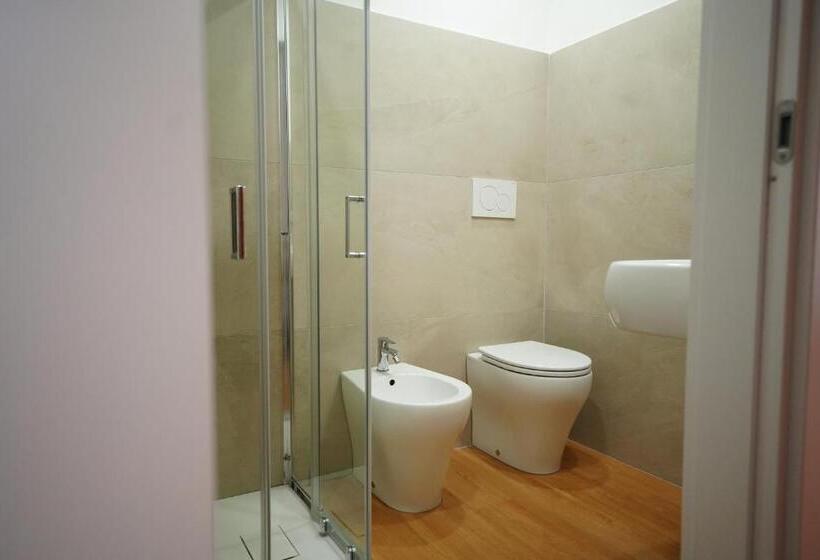 اتاق استاندارد یک نفره, Montevecchio