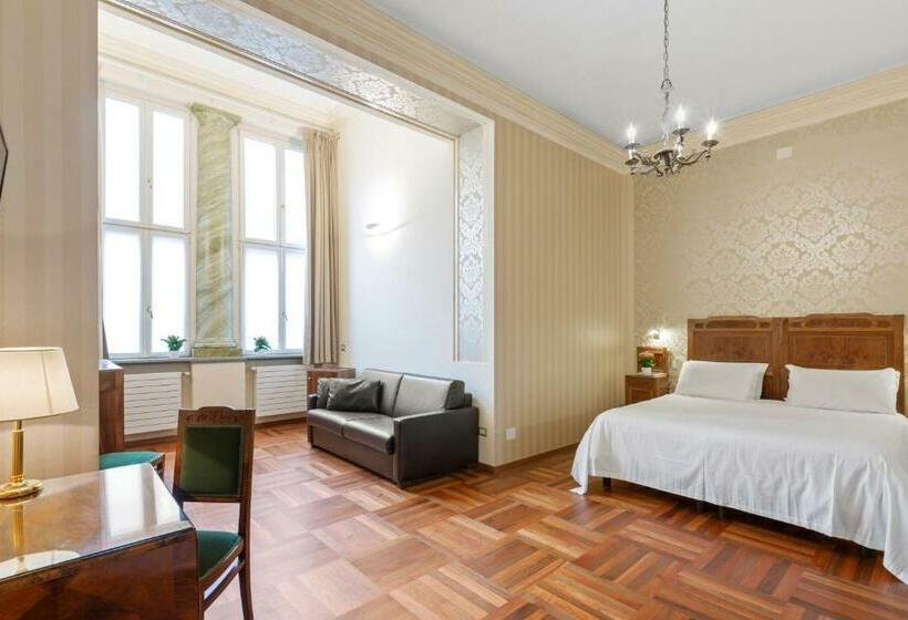 سوییت, Roma E Rocca Cavour