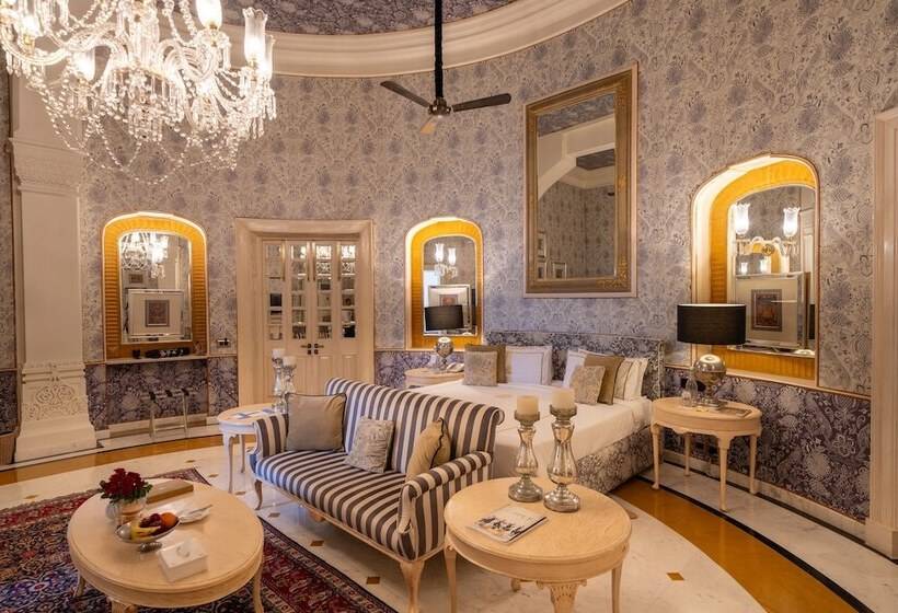 标准间, Rajmahal Palace Raas