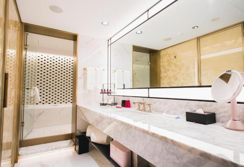 Номер Deluxe Вид на Горы, Fauchon Hotel Kyoto   A Member Of The Leading Hotels Of The World