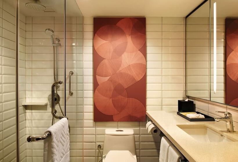 اتاق لوکس, Hilton Kuching