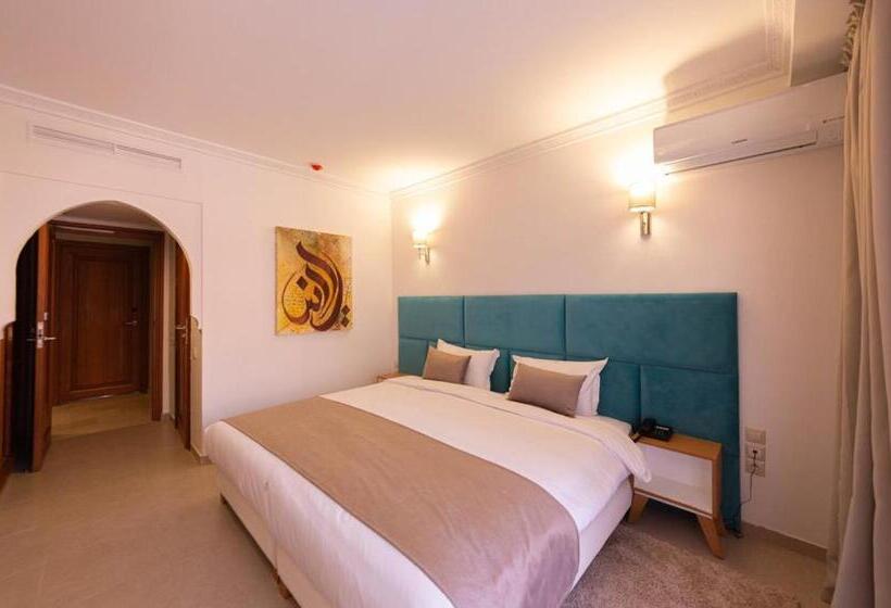 Standard Room, Ibn Batouta