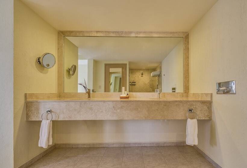 Люкс 3 Спальни, Fiesta Americana Cancun Villas