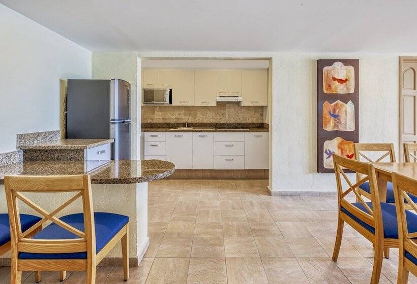 Люкс 3 Спальни, Fiesta Americana Cancun Villas