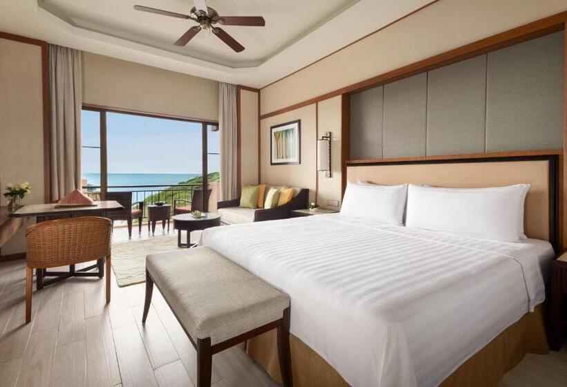Номер Deluxe Вид на Море, Shangri La Rasa Sayang, Penang