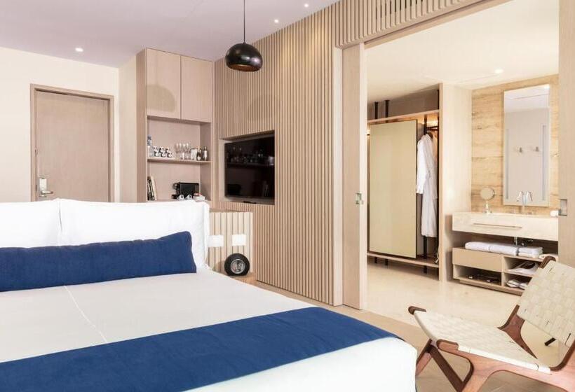 Deluxe Room King Bed with Views, Sls Cancun