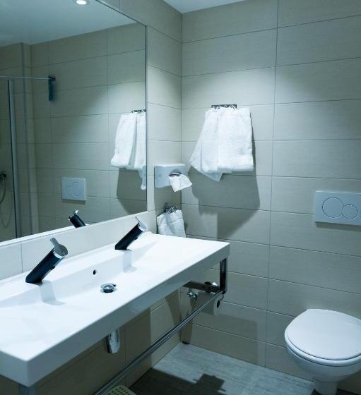 家庭间, Quality Hotel Maritim