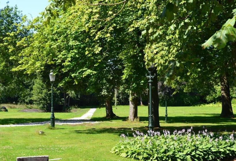 Полулюкс, Landgoed Hotel & Restaurant Carelshaven