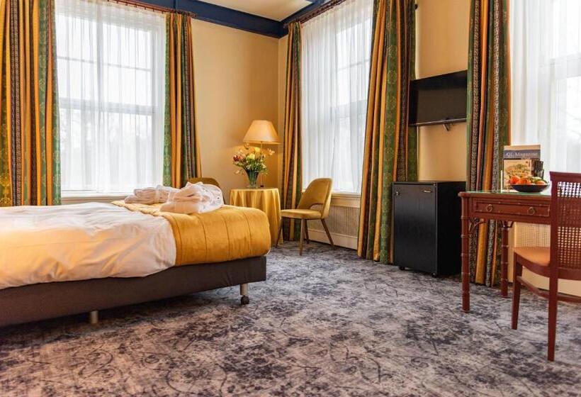 Полулюкс, Landgoed Hotel & Restaurant Carelshaven