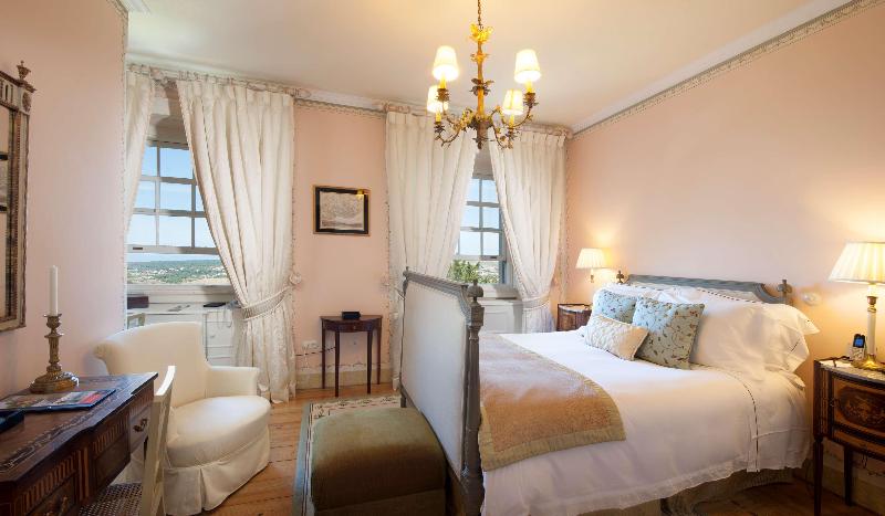 プールの見えるスーペリアルーム, Valverde Sintra Palácio De Seteais   The Leading Hotels Of The World