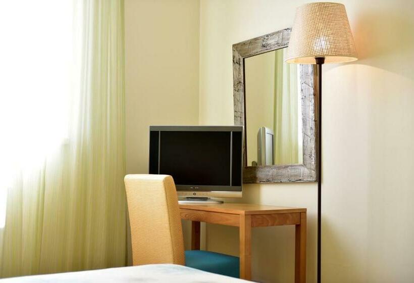 Номер Superior Вид на Море, Pestana Viking Beach & Spa Resort