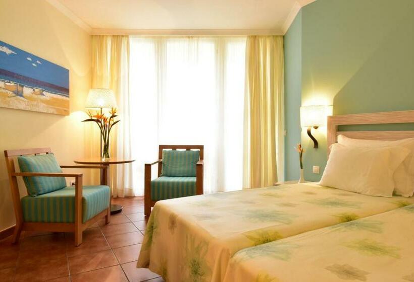 Люкс Superior Вид на Море, Pestana Viking Beach & Spa Resort
