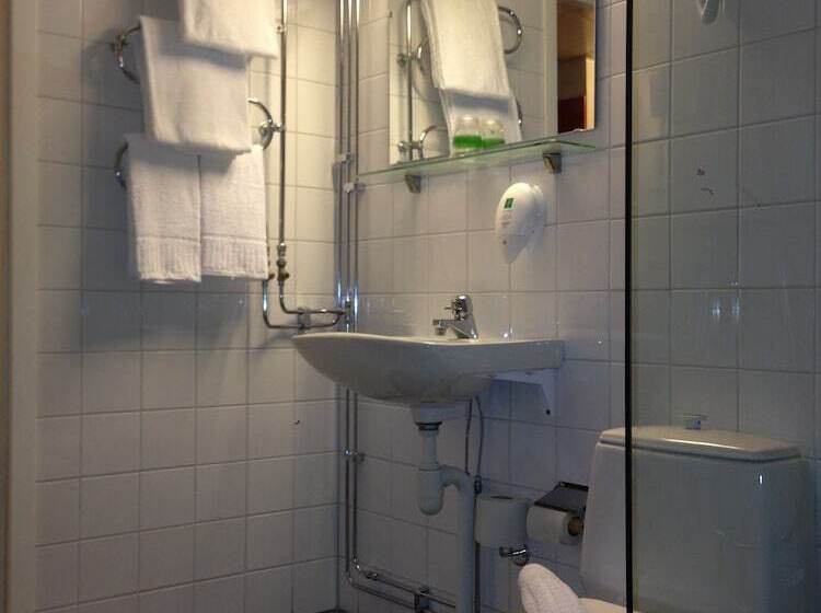 Номер Стандарт, Ariston Hotell