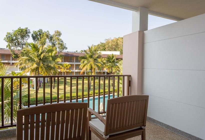디럭스 룸, Katathani Phuket Beach Resort   Sha Extra Plus