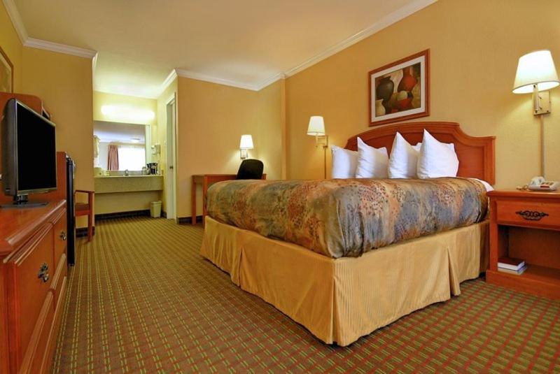 带大床的标准间, Americas Best Value Inn Killeen Ft. Hood