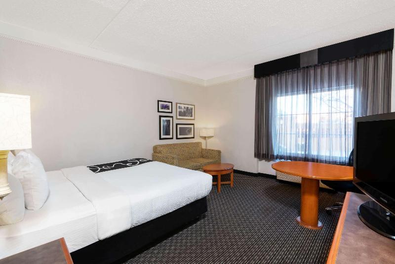Номер Стандарт, Best Western Crossroads Inn
