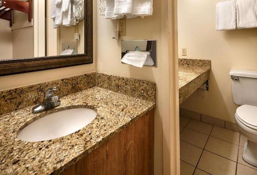 Номер Стандарт 2 Двуспальные Кровати, Best Western Crossroads Inn