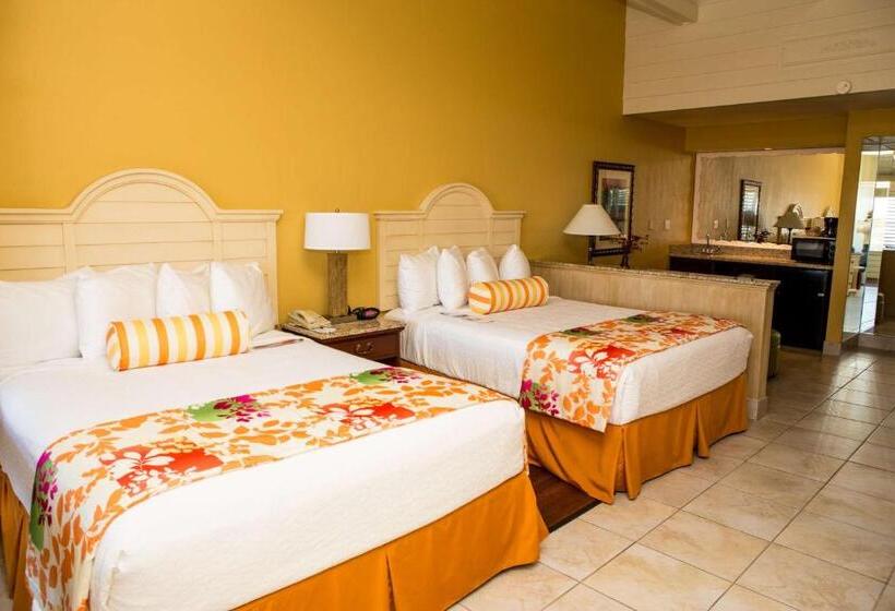 발코니가 있는 스위트, Best Western Plus Yacht Harbor Inn