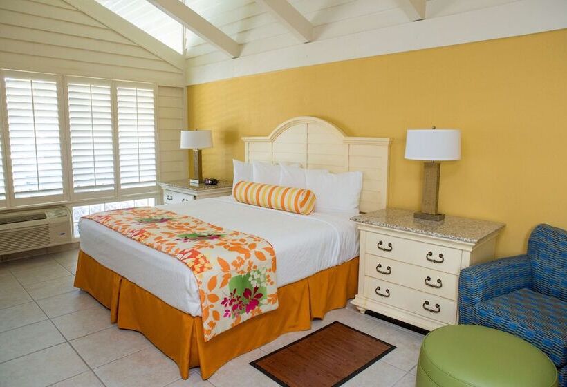 발코니가 있는 스위트, Best Western Plus Yacht Harbor Inn
