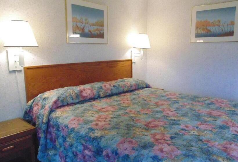 스탠다드 룸 킹사이즈 침대, Inns Of California Salinas