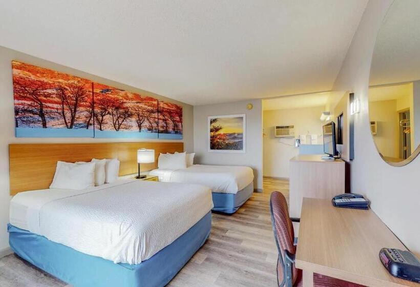Номер Стандарт 2 Двуспальные Кровати, Days Inn By Wyndham Socorro