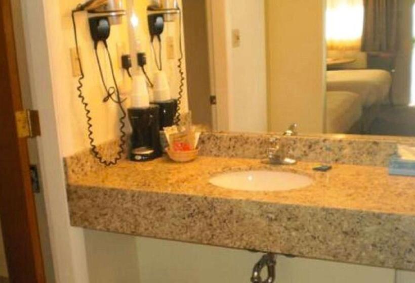 Номер Стандарт 2 Двуспальные Кровати, Magnuson Hotel Park Vue