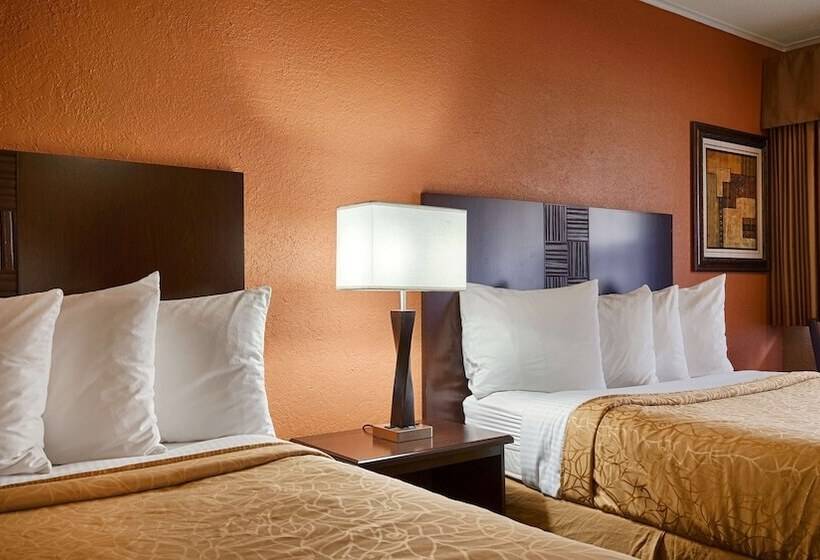 Номер Стандарт 2 Двуспальные Кровати, Best Western Red Carpet Inn Hereford