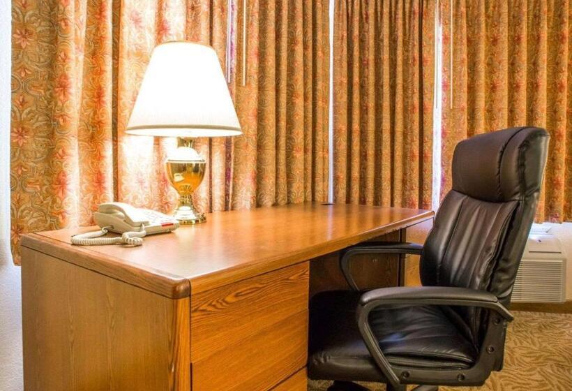 스위트 킹사이즈 침대, Econo Lodge Inn & Suites