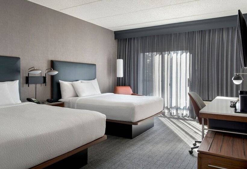 Номер Стандарт 2 Двуспальные Кровати, Courtyard By Marriott Rye