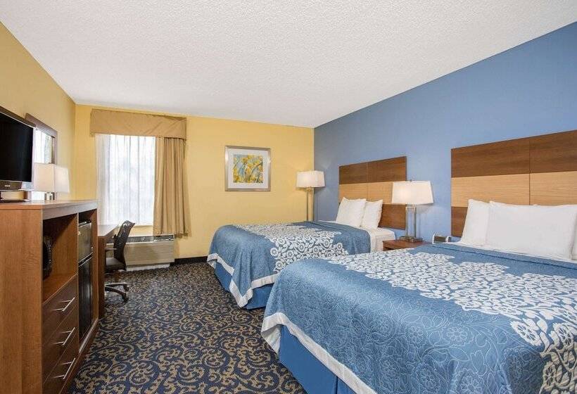 Номер Deluxe, Days Inn By Wyndham Raleighairportresearch Triangle Park