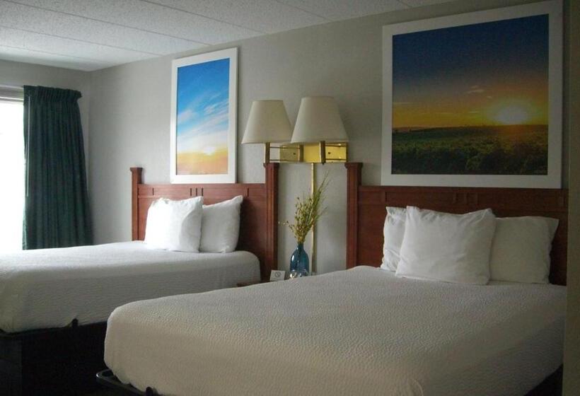 Номер Стандарт Адаптированный для Инвалидов, Days Inn By Wyndham Pierre