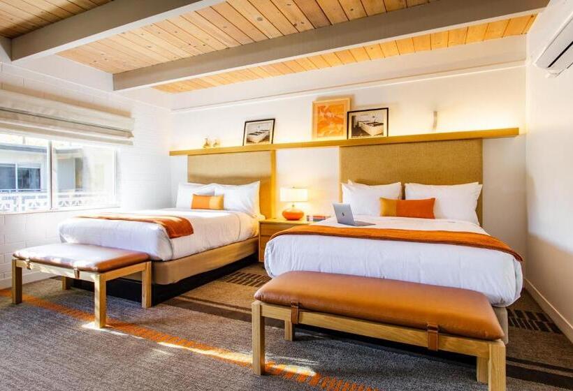 디럭스 룸, Dr Wilkinsons Backyard Resort And Mineral Springs A Member Of Design Hotels