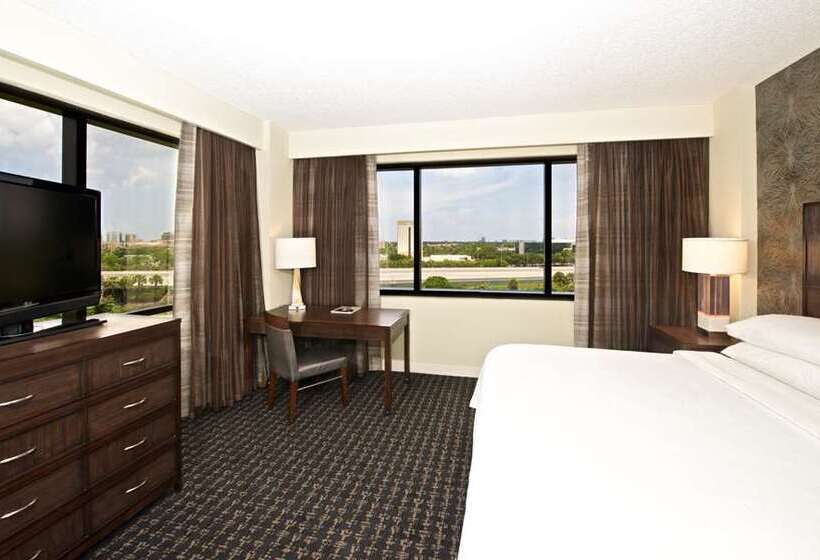 סוויטת פרמיום, Embassy Suites By Hilton Raleigh Crabtree