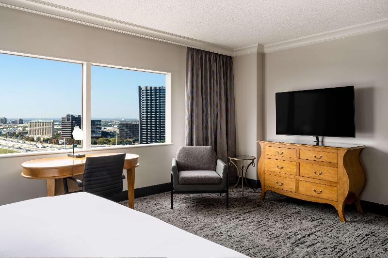 キングサイズベッドのデラックスルーム, Hilton Dallas Lincoln Centre