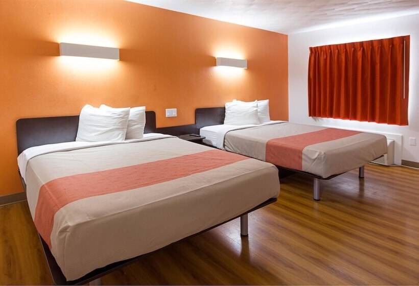 Номер Deluxe, Motel 6 Sidney, Oh